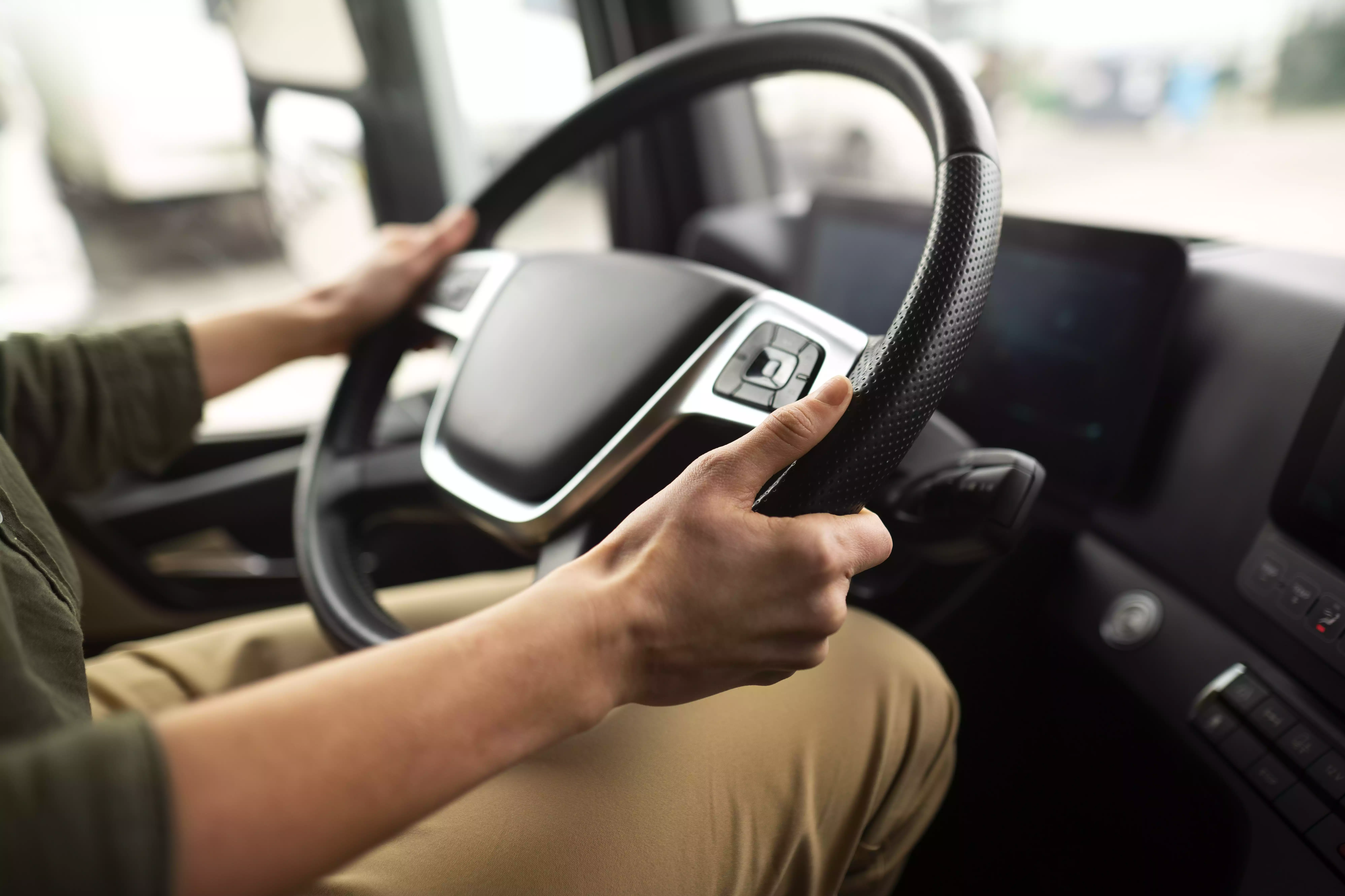 Seguro transporte de cargas tudo o que você precisa saber 